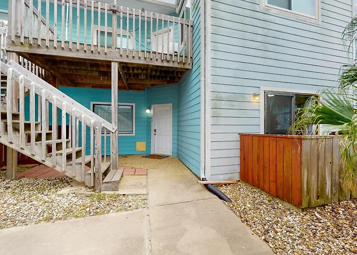Leeward Isle 104