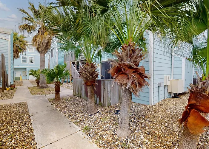 Leeward Isle 104