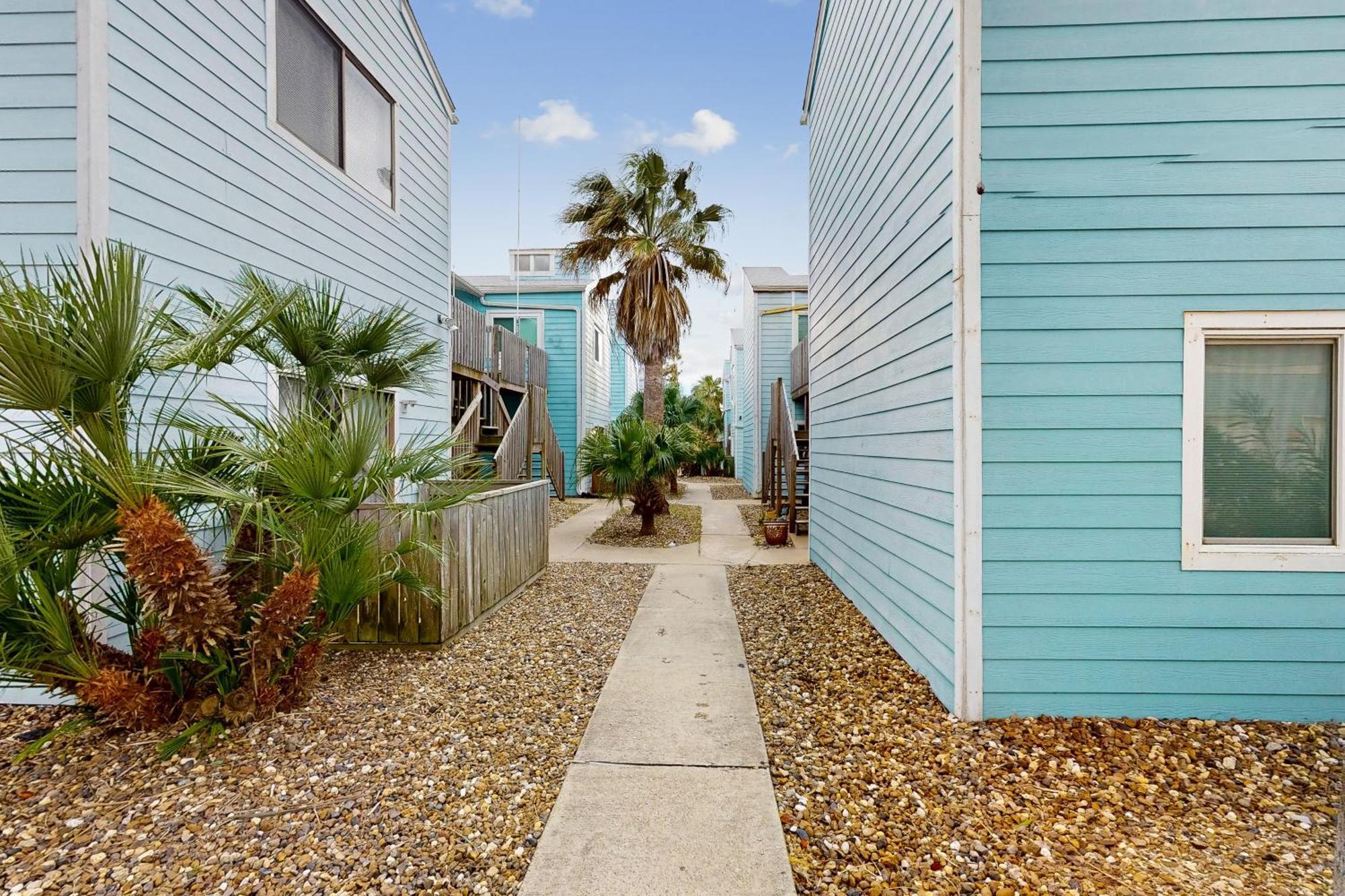 Leeward Isle 104 Apartment *